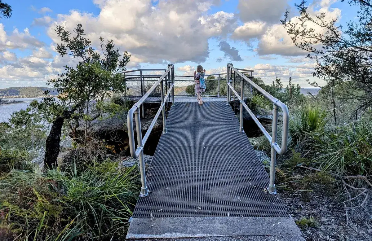 Mt Ettalong Lookout