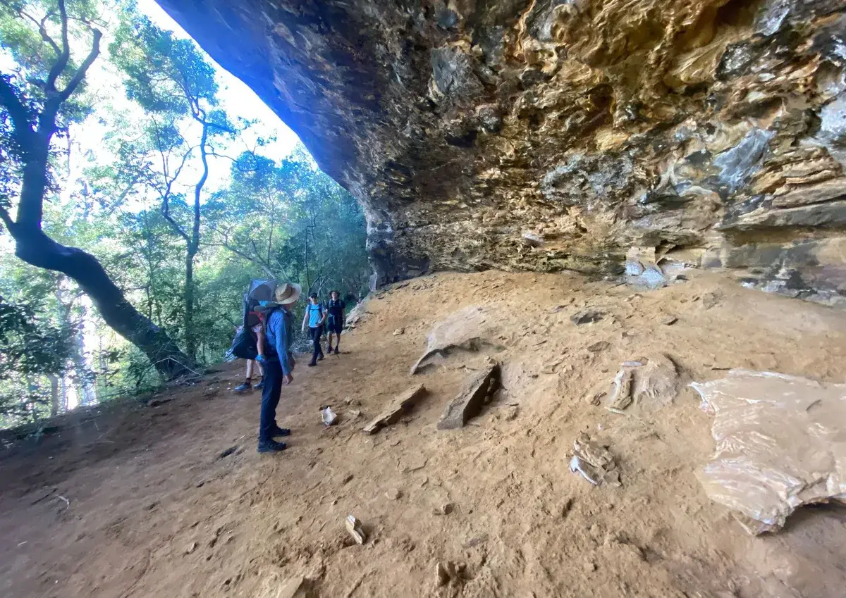 Somersby aboriginal engravings