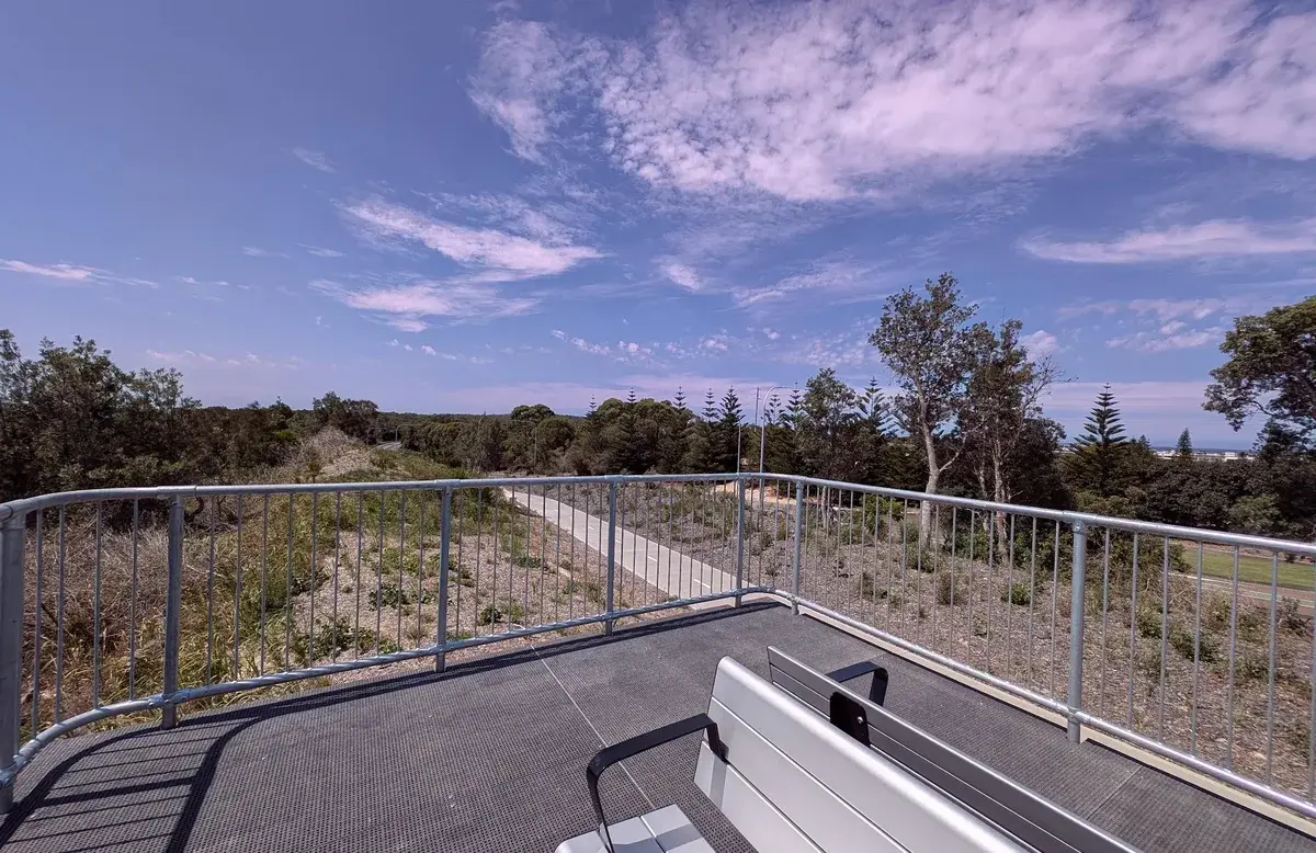 The Entrance North to Canton Beach 25km One Way photo 2